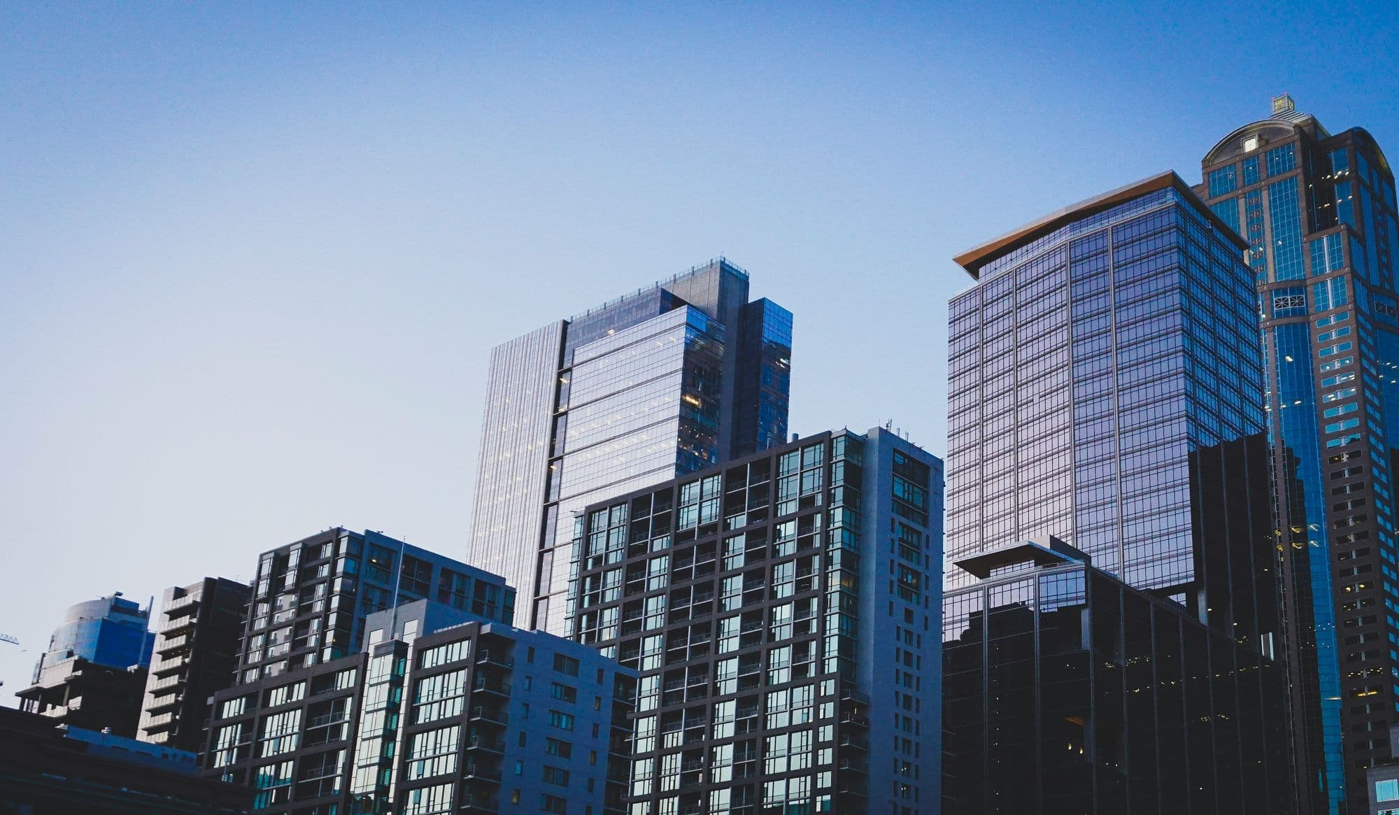 Decarbonizing the real estate sector industry: a project still in construction
